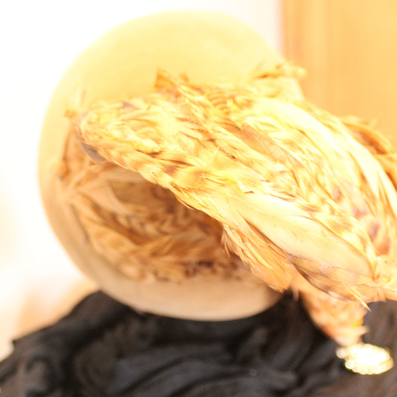 Rare 1960s Couture Vintage Tan Sculptured Feather